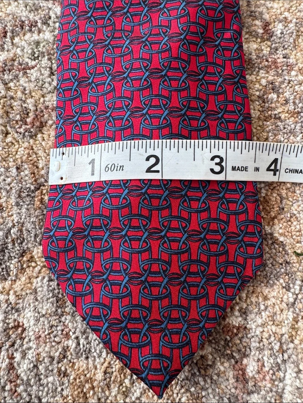 Gucci silk tie